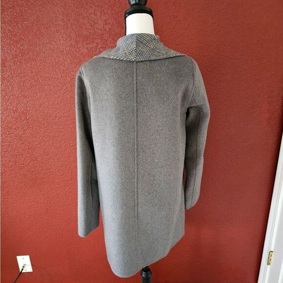 Stylish Gray Wrap Coat - Picture 7 of 12
